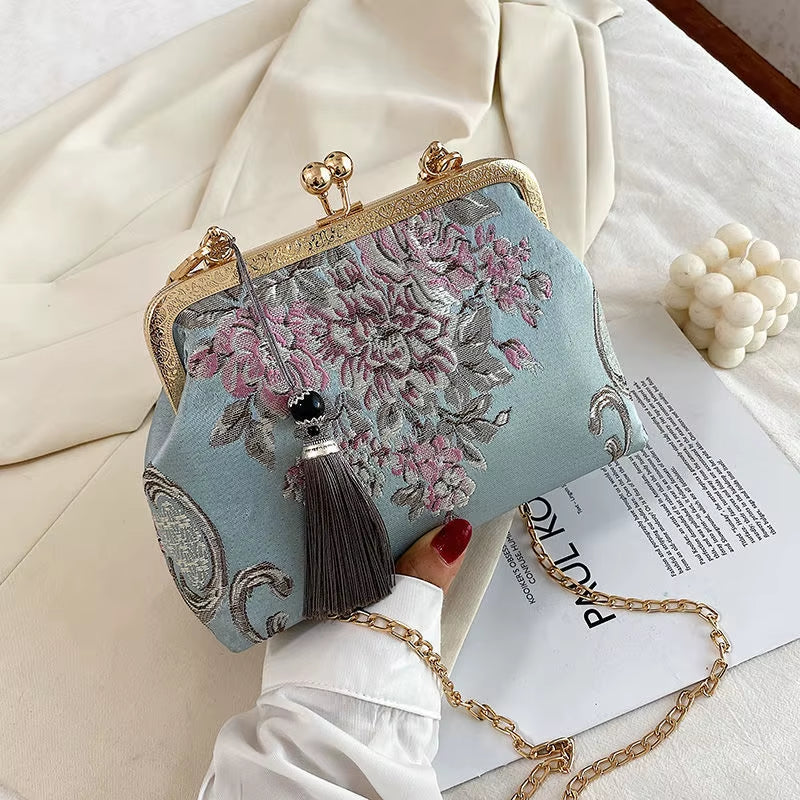 Chain Women Shoulder Crossbody Autumn Vintage Fashion Flowers Kiss Lock Shell Bag