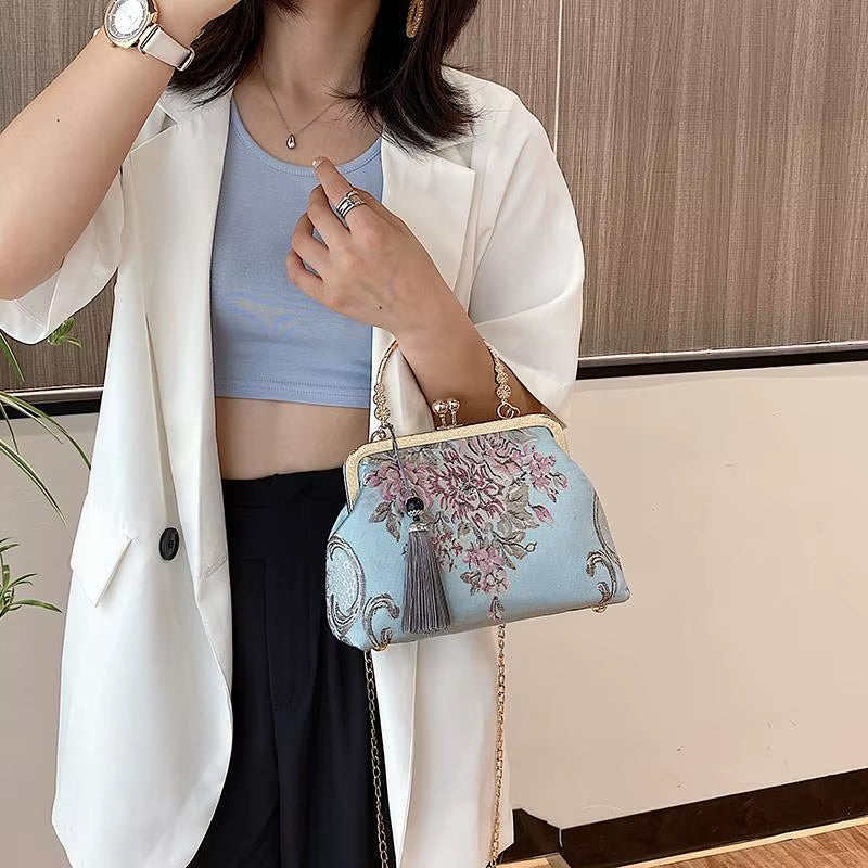 Chain Women Shoulder Crossbody Autumn Vintage Fashion Flowers Kiss Lock Shell Bag
