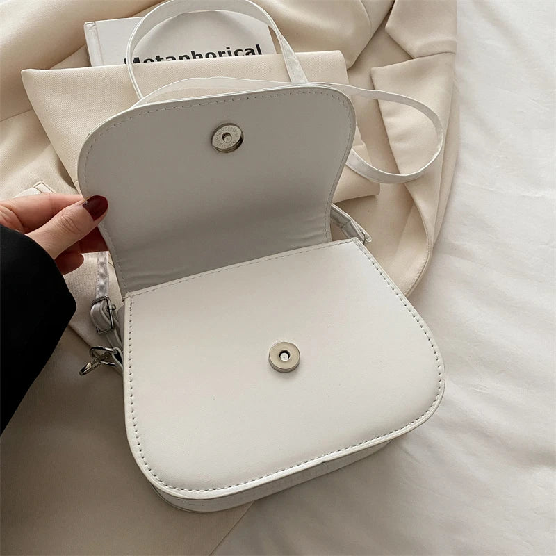 Women'S Crossbody Bag New Solid Color Fashionable Flipped Bag Retro Casual Simple Crossbody Bag