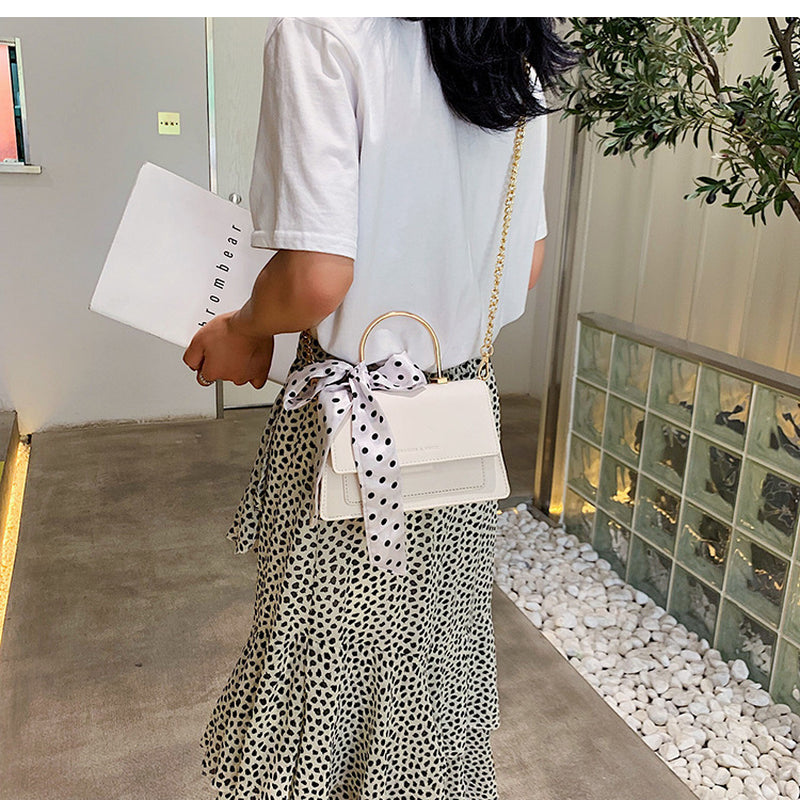 Popular  Small Trendy Chain Shoulder Handbags