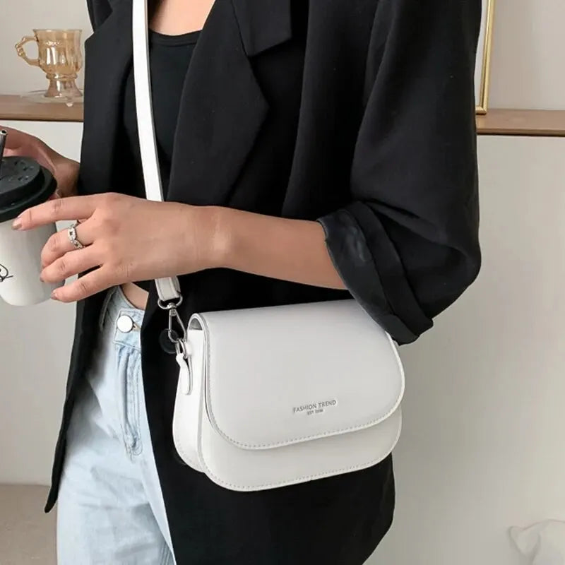 Women'S Crossbody Bag New Solid Color Fashionable Flipped Bag Retro Casual Simple Crossbody Bag